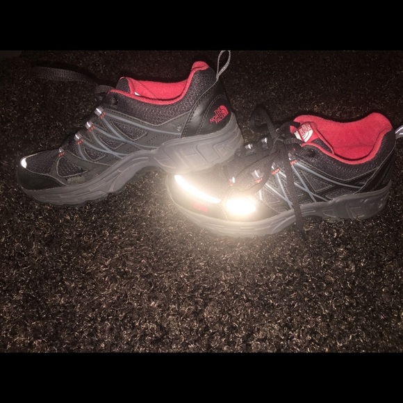 Northface hiking sneakers worn once - Picture 3 of 8